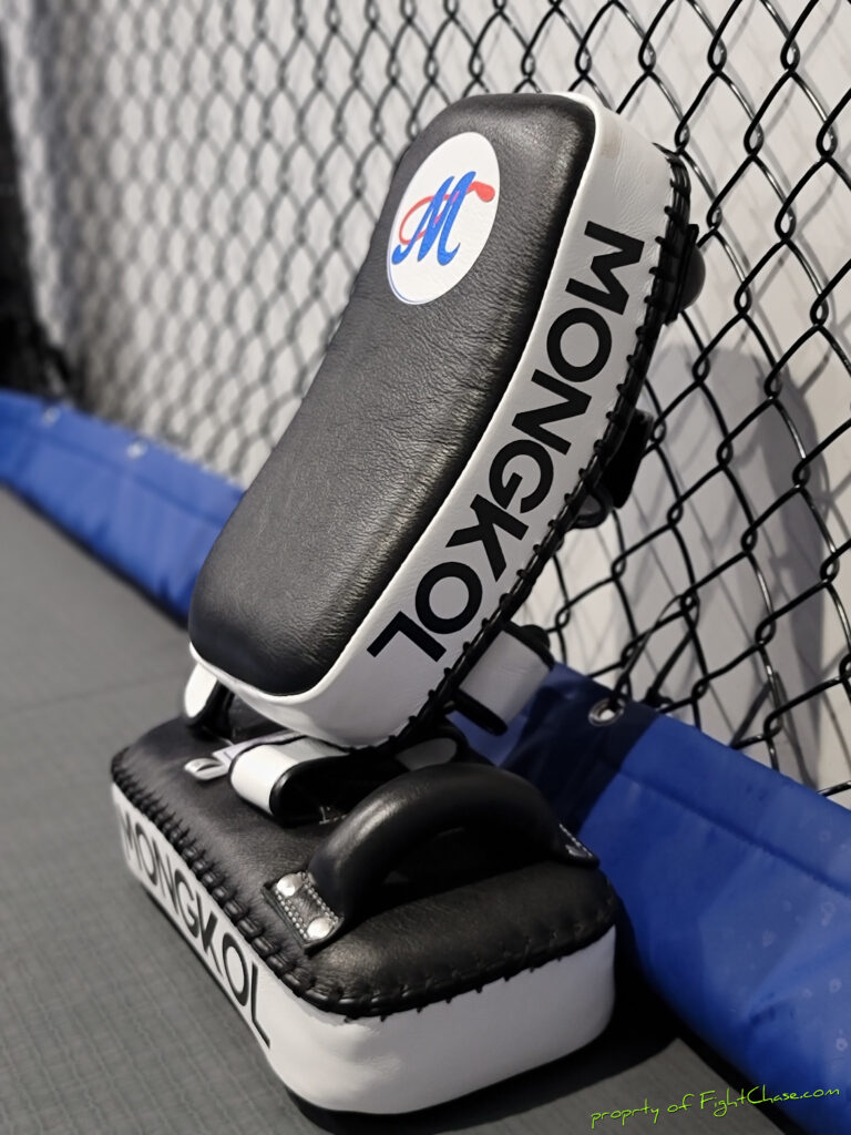 monkol pads WM 5 768x1024 - Mongkol Muay Thai, Thai pads